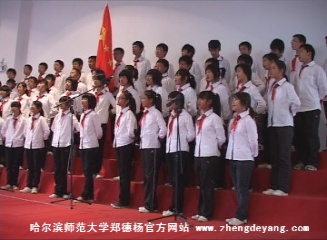 影片:初一1班决赛视频 临沧市一中2009年首届校园合唱节